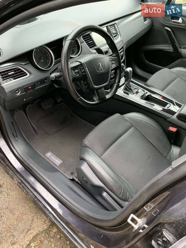 Универсал Peugeot 508 2015 в Комарному