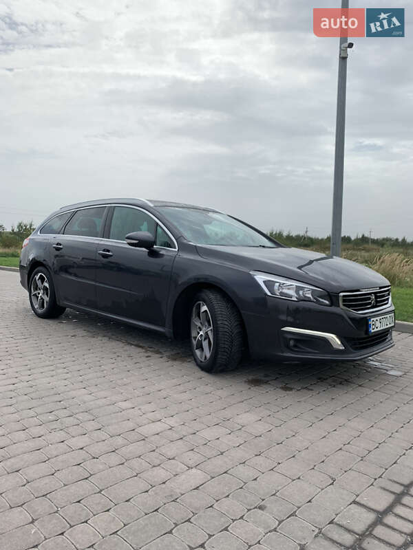 Универсал Peugeot 508 2015 в Комарному