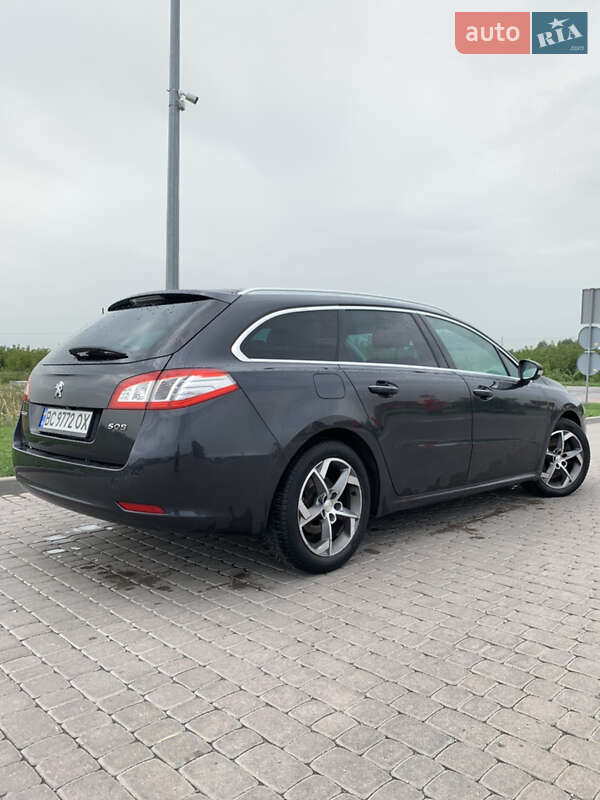 Универсал Peugeot 508 2015 в Комарному