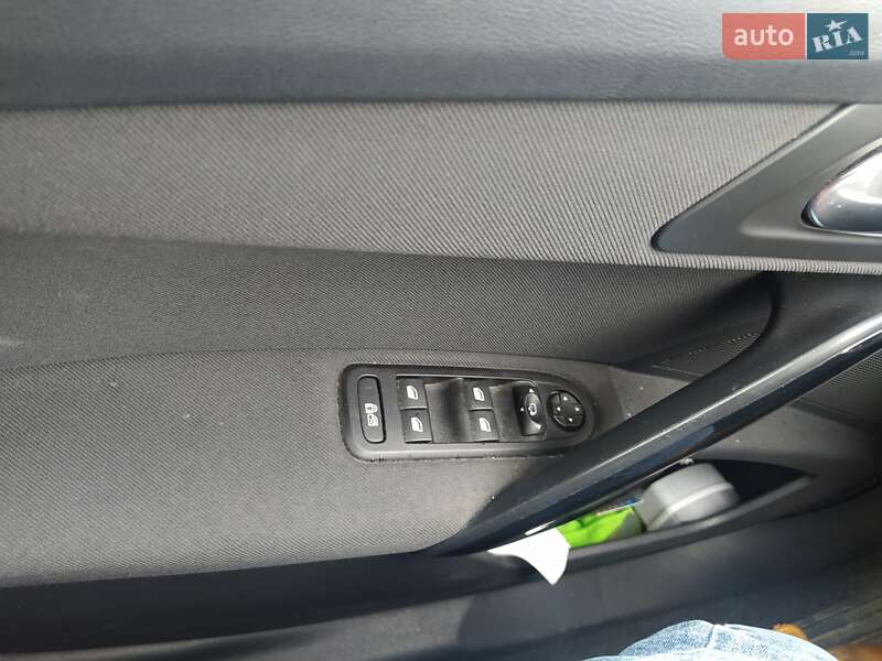 Седан Peugeot 508 2015 в Львові