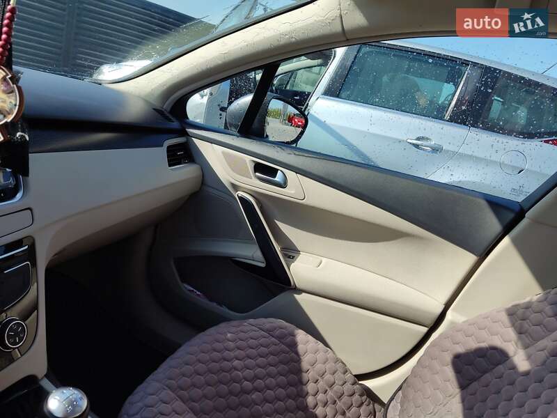 Універсал Peugeot 508 2011 в Бродах