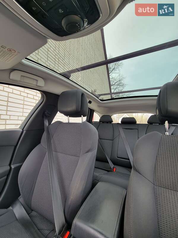 Универсал Peugeot 508 2012 в Вараше