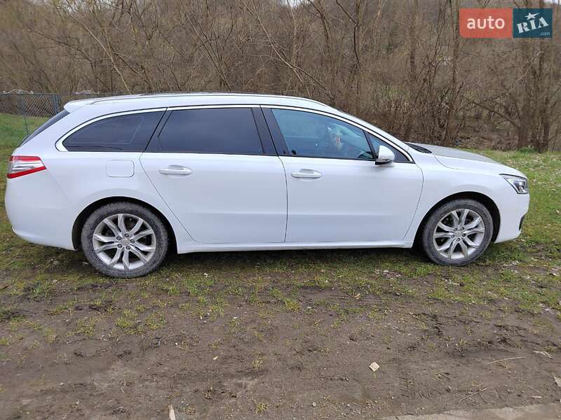 Універсал Peugeot 508 2015 в Сваляві