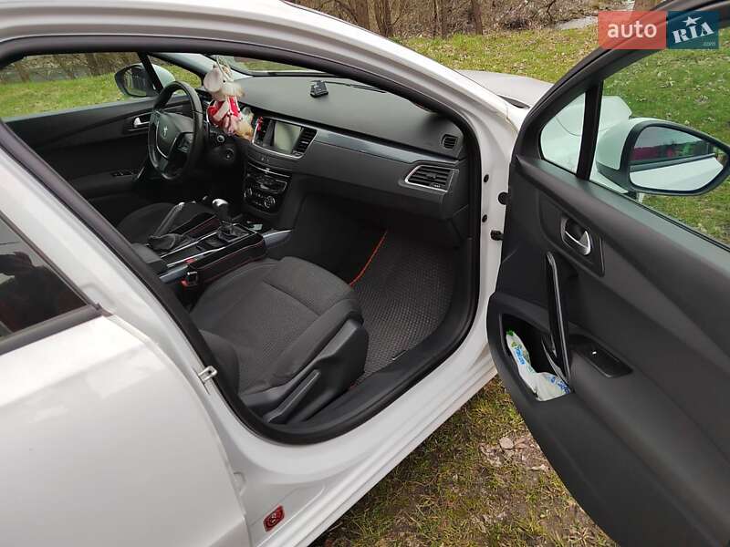 Універсал Peugeot 508 2015 в Сваляві