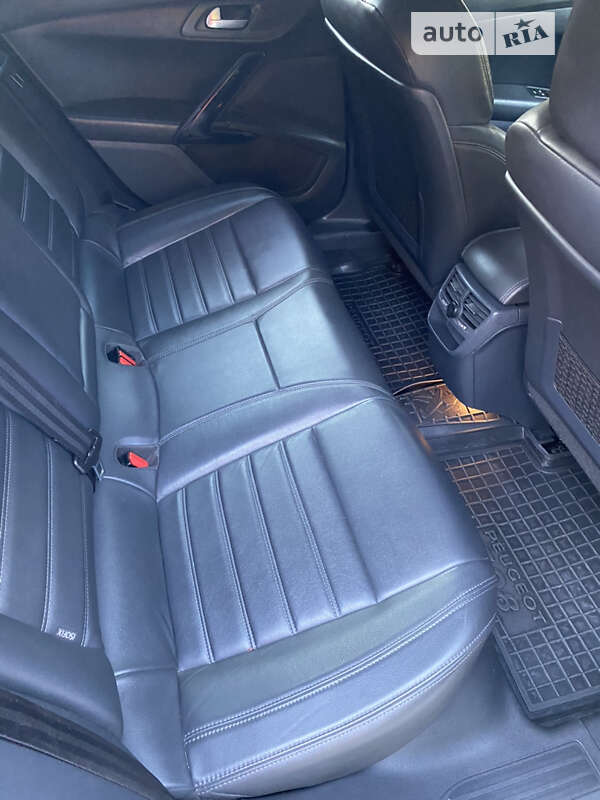 Седан Peugeot 508 2012 в Волочиске