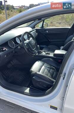 Седан Peugeot 508 2012 в 
