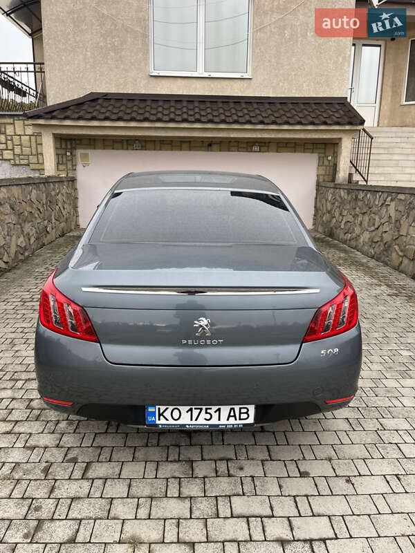 Седан Peugeot 508 2012 в Ужгороде