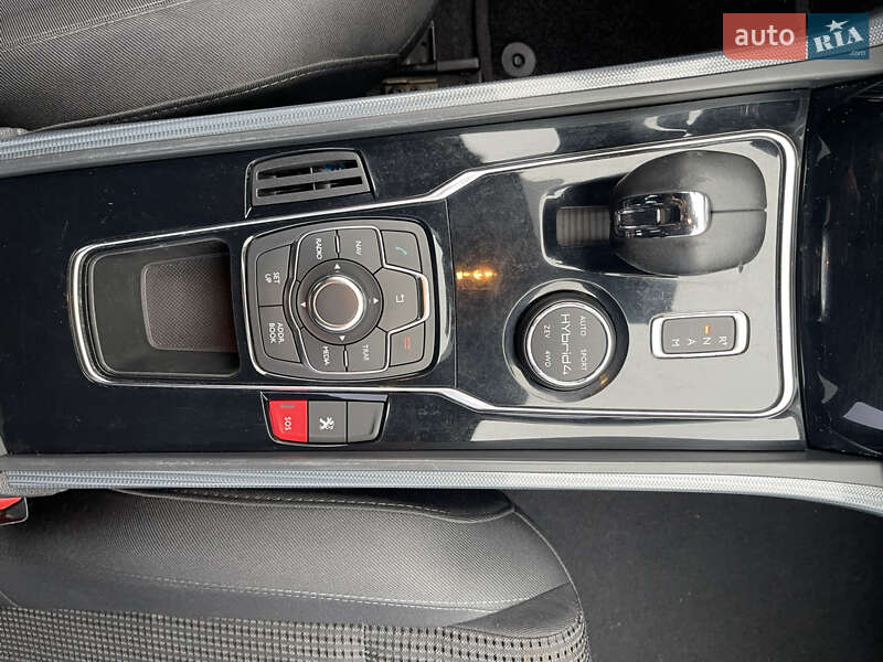 Седан Peugeot 508 2012 в Ужгороде