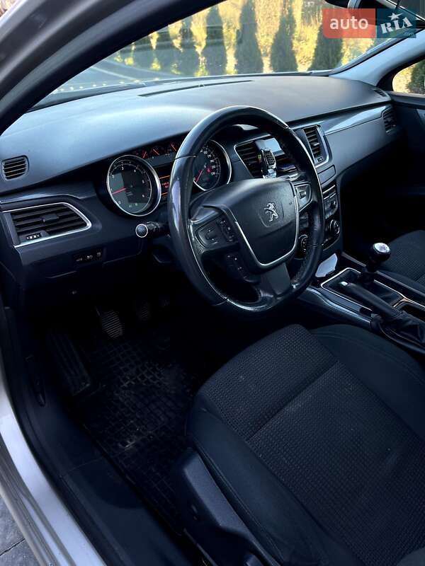 Универсал Peugeot 508 2011 в Самборе