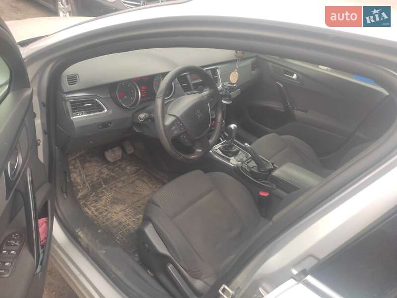 Седан Peugeot 508 2012 в Галичі