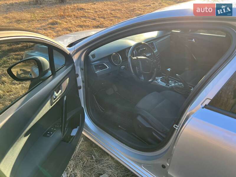 Седан Peugeot 508 2011 в Коростені