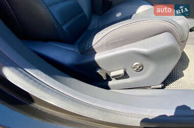 Седан Peugeot 508 2015 в 