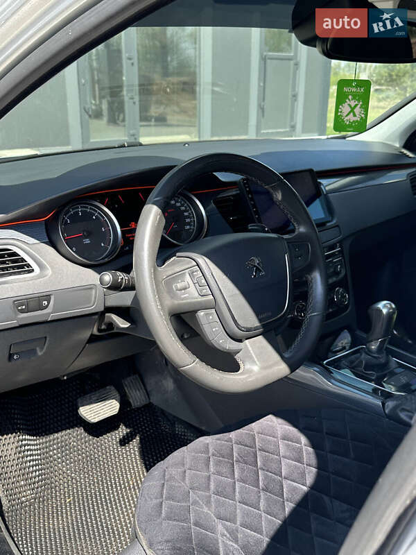 Седан Peugeot 508 2011 в Білогородці