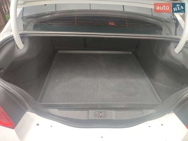 Седан Peugeot 508 2011 в Одесі