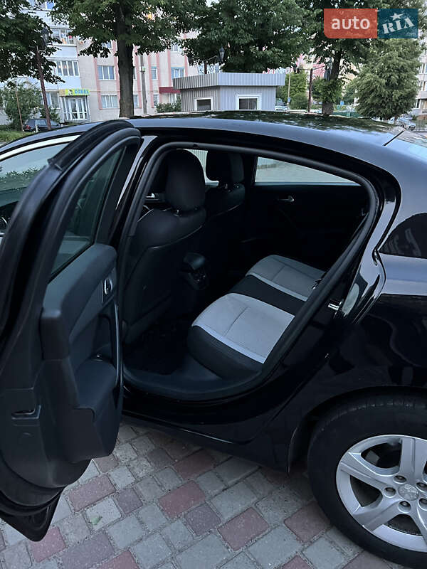 Седан Peugeot 508 2013 в Ровно
