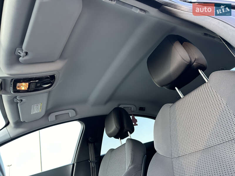 Седан Peugeot 508 2012 в Львові