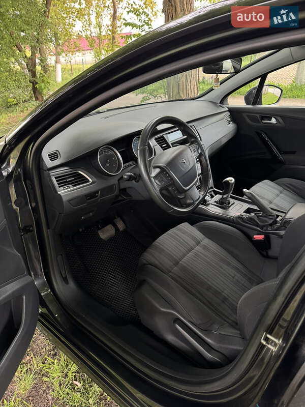 Седан Peugeot 508 2011 в Дубно