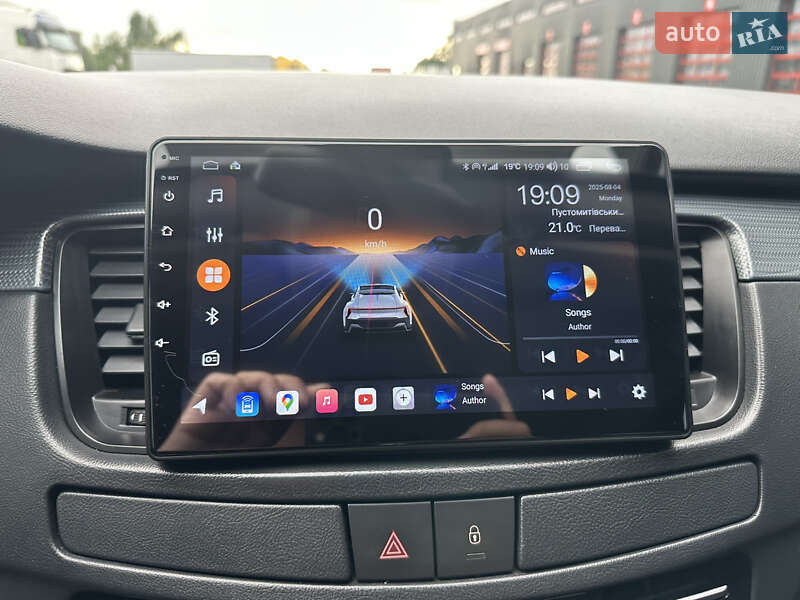 Седан Peugeot 508 2011 в Львові