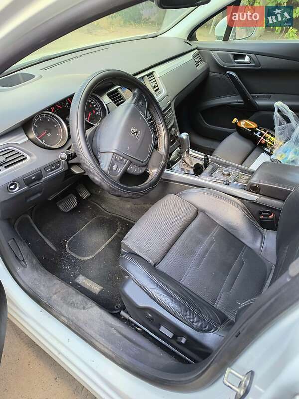 Седан Peugeot 508 2013 в Кривому Розі