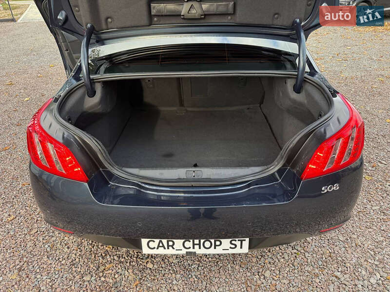 Седан Peugeot 508 2014 в Стрию