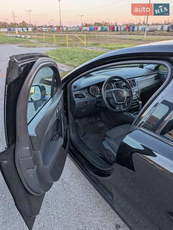 Седан Peugeot 508 2011 в Львове