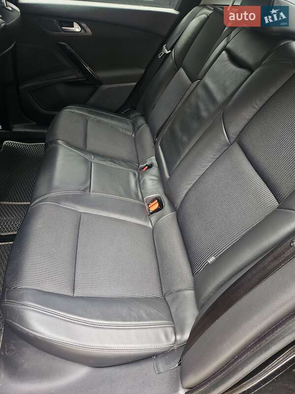 Седан Peugeot 508 2011 в Львове