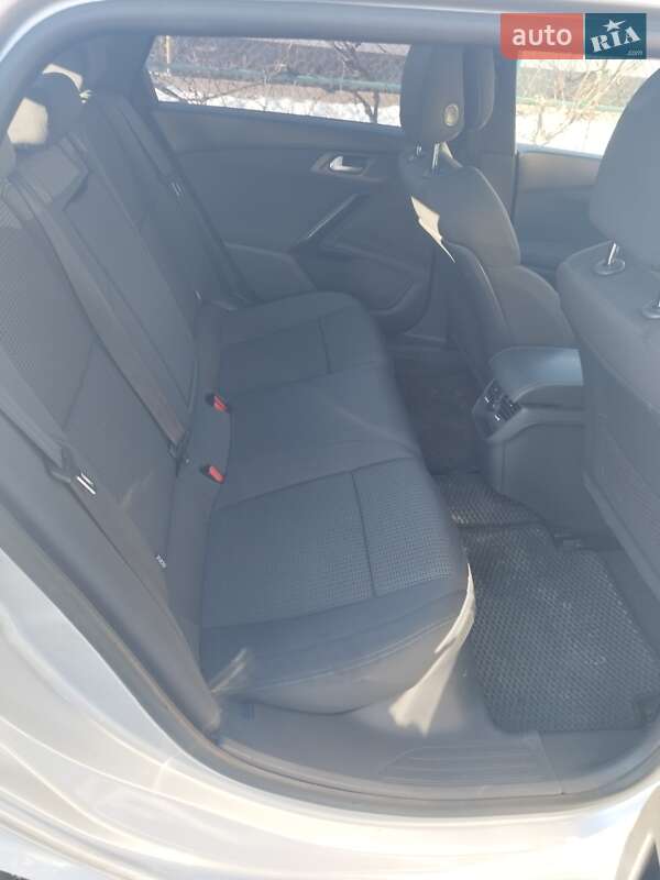 Универсал Peugeot 508 2013 в Буске
