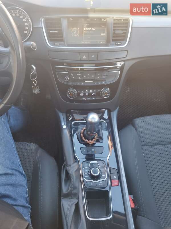 Универсал Peugeot 508 2013 в Буске