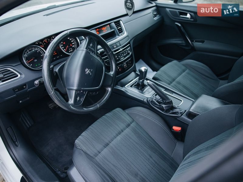 Седан Peugeot 508 2011 в Бучаче