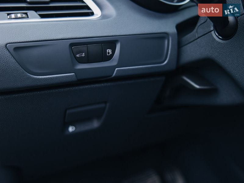 Седан Peugeot 508 2011 в Бучаче