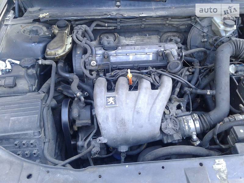 Седан Peugeot 605 1990 в Шумську