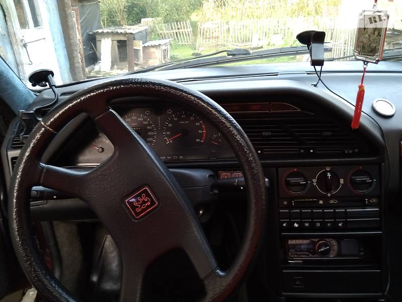 Седан Peugeot 605 1992 в Киеве
