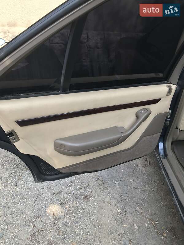 Седан Peugeot 605 1997 в Казанці