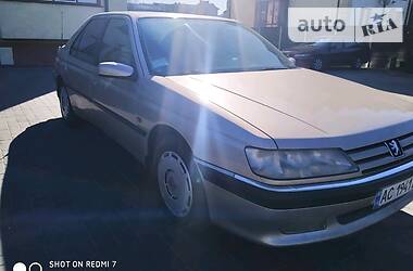Седан Peugeot 605 1992 в 