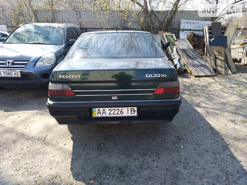 Седан Peugeot 605 1990 в Києві