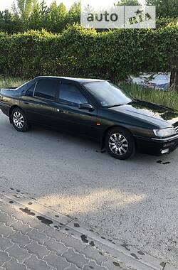 Седан Peugeot 605 1993 в Мукачевому