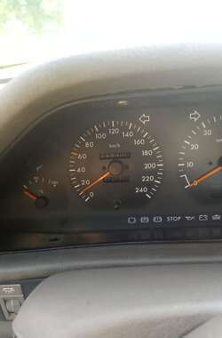 Седан Peugeot 605 1990 в 