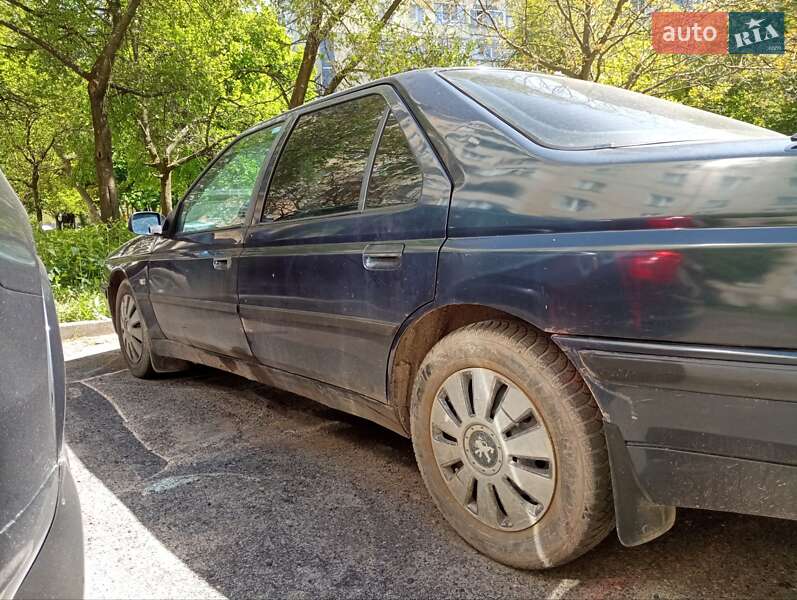 Седан Peugeot 605 1990 в Львове