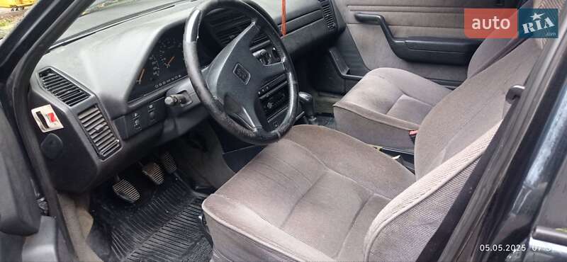 Седан Peugeot 605 1992 в Трускавце