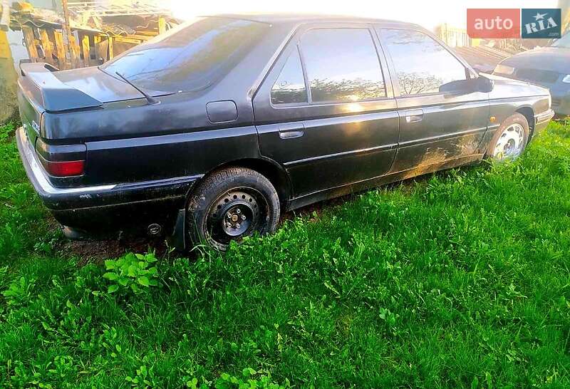 Седан Peugeot 605 1990 в Богуславе