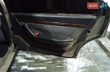 Седан Peugeot 605 1991 в 