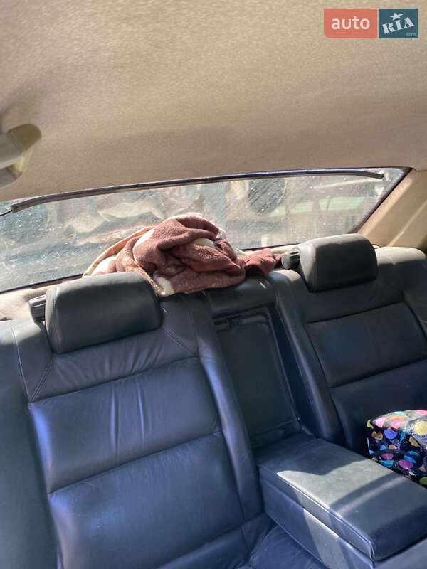 Седан Peugeot 605 1990 в Черновцах