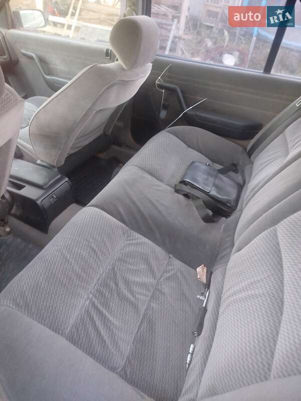 Peugeot 605 1993 Peugeot 605 1993