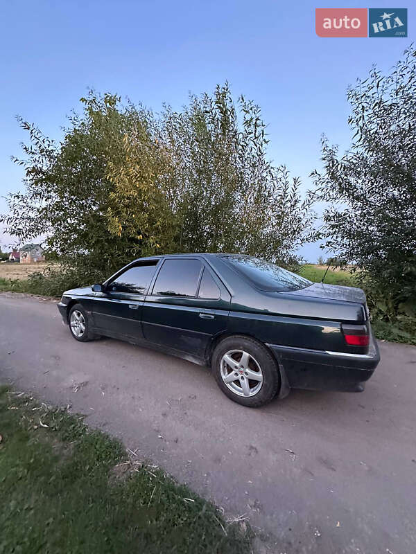 Седан Peugeot 605 1995 в Буську