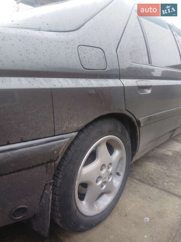 Седан Peugeot 605 1999 в Калиновке