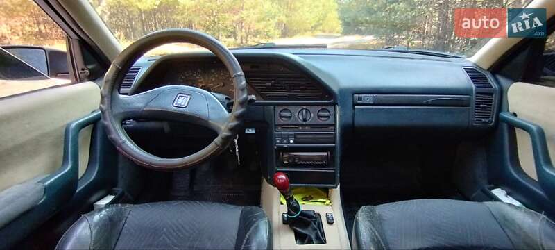 Седан Peugeot 605 1990 в Славуті