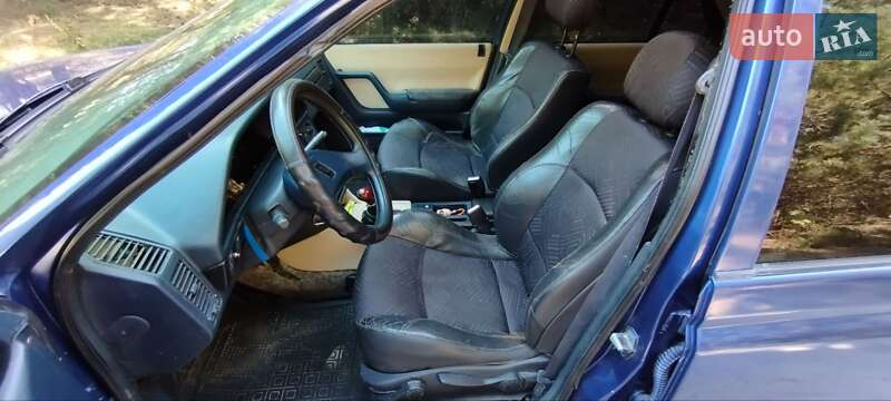 Седан Peugeot 605 1990 в Славуті