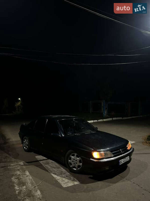 Седан Peugeot 605 1996 в Млиніві