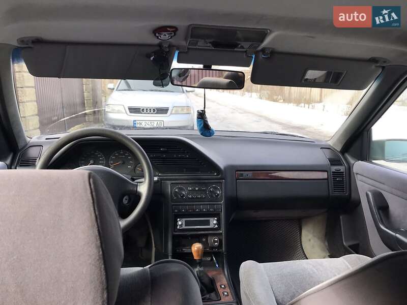 Седан Peugeot 605 1995 в Костополе