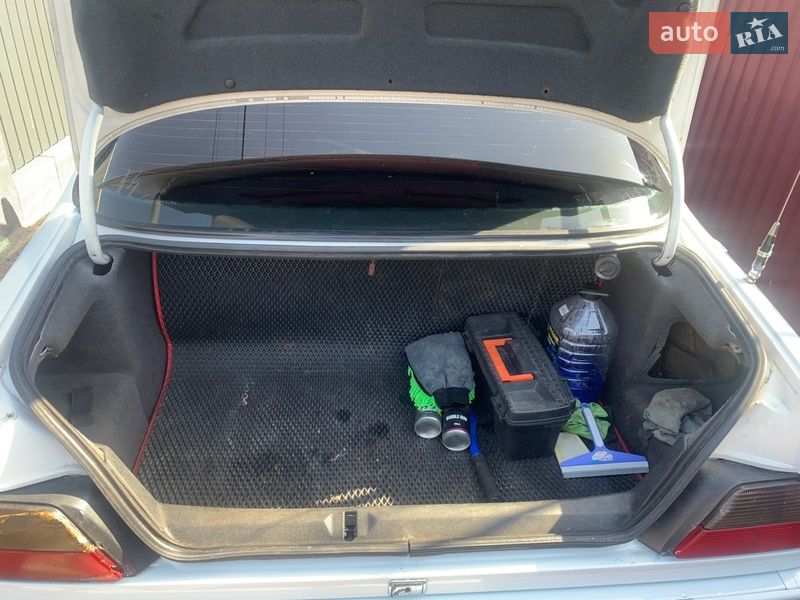 Седан Peugeot 605 1990 в Виннице